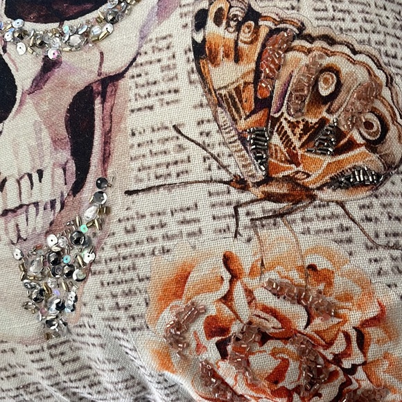 NWT hand beaded Skull pillow. Made in India. - Picture 2 of 6